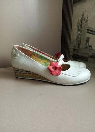 Туфли staccato (38) из натуральной кожи женские
