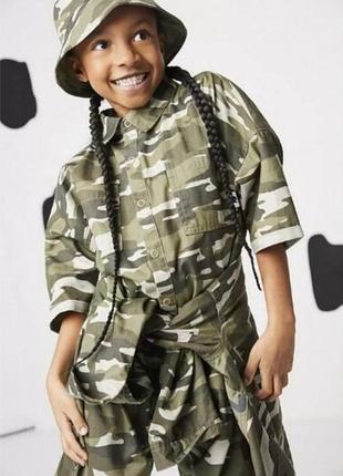 Мегаклассный камуфляжный комбинезон в стиле милитари свободного кроя на 4-5 лет на рост 104-110см alesha dixonby george