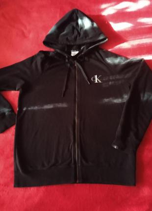 Світшот,худі.