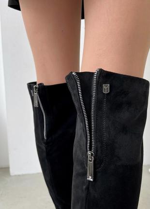 Жіночі зимові замшеві чоботи