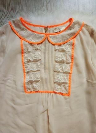 Бежевая блуза рубашка шифон длинный рукав гипюром ажурными оранжевыми вставками4 фото