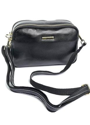 Практичні шкіряні сумки в кольорах