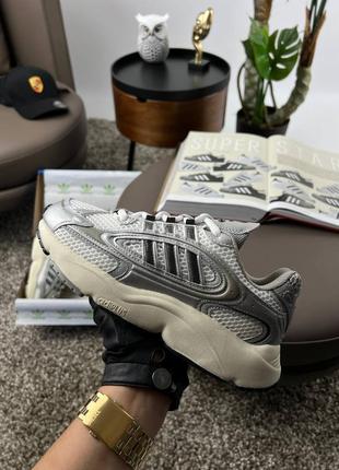 Брендові жіночі кросівки adidas originals ozmillen  silver white * blckow