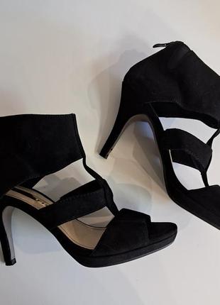 Босоніжки на шпильці від німецького бренду tamaris/high heels 👠