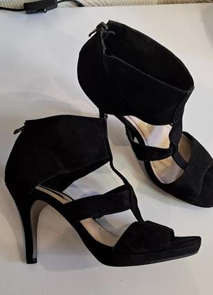 Босоніжки на шпильці від німецького бренду tamaris/high heels 👠
