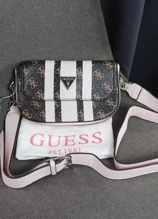 Новая сумка кросс боди в стиле guess