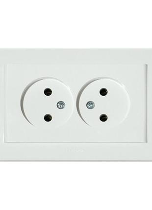 Розетка двойная без заземления белая mina