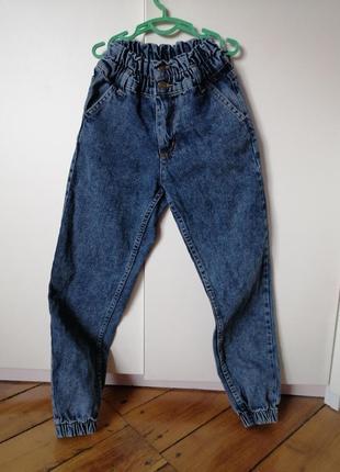 Джинсы джоггеры мом на 10-12 лет