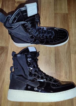 Женские кроссовки nike р.43-44