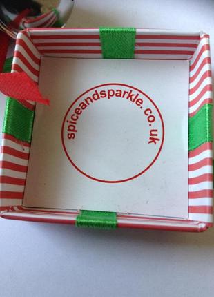 Подарочный звенящий колокольчик в коробке.