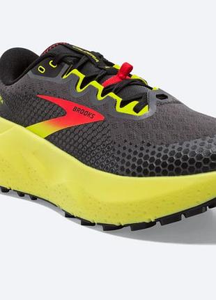 Кроссовки brooks