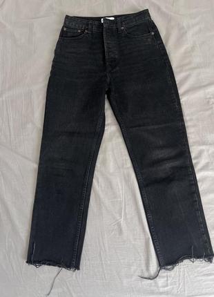 Черные укороченные джинсы zara стильные