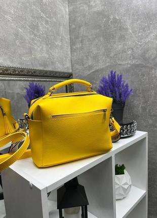 Женская стильная и качественная сумка из эко кожи желтая3 фото