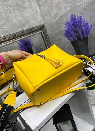 Женская стильная и качественная сумка из эко кожи желтая4 фото