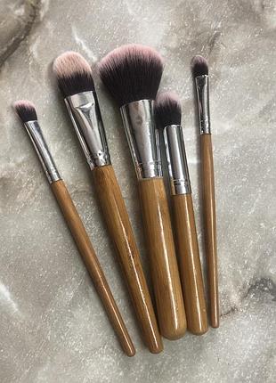 Набор кистей для макияжа