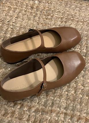 Шкіряні мері джейн український бренд ikos