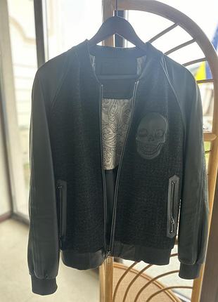 Куртка чоловіча чорна шкіряна куртка philipp plein розмір 46