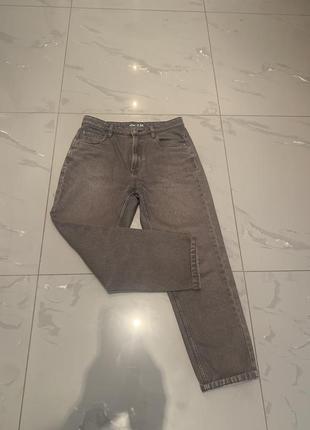 Джинсы мом серого цвета