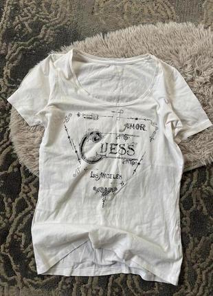 Біла футболка guess