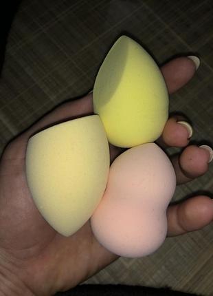 Спонж для макияжа