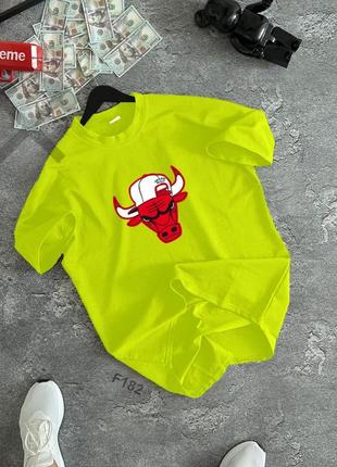 Чоловічі футболки оверсайз chicago bulls червона з принтом теніска чикаго буллз на літо (b)7 фото