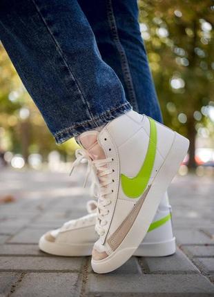 Високі жіночі кеди nike blazer high green logo