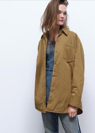 Стьобана куртка-сорочка з непромокальної тканини zara