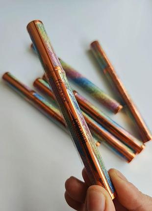 Чорний лайнер для очей підводка-фломастер