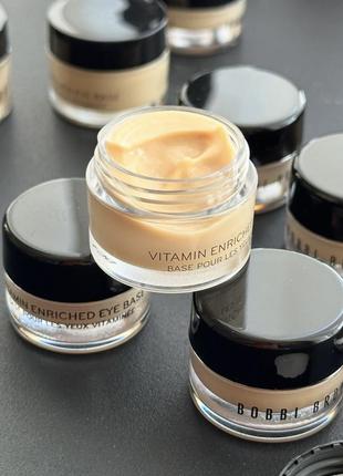 Крем-основа для кожи вокруг глаз bobbi brown vitamin enriched eye base