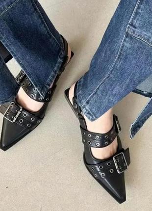 Туфли kitten heels босоножки с ремешками и люверсами по типу ganni cos marni marant