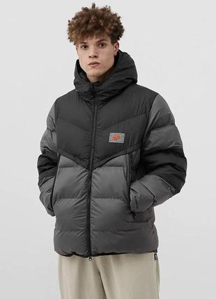 Курточка nike