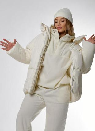 Пуховик жіночий короткий, молочний