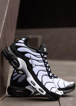 Nike air max plus tn white black кросівки спортивні6 фото