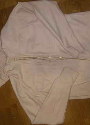 Кофта в рубчик на замку