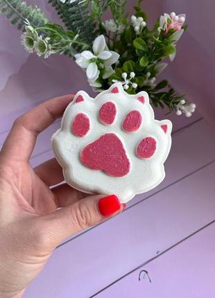 Бомбочка для ванны лапка белая