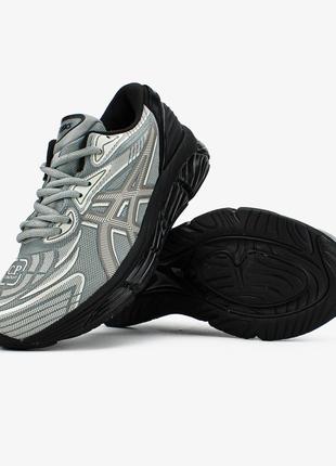 Кроссовки в стиле asics 10