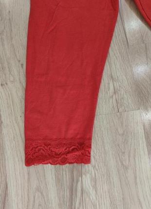 Жіночі капрі esmara, розмір s, червоні з мереживом4 фото