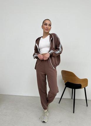 Спортивний костюм