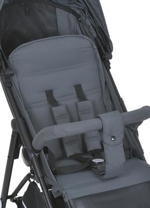 Дитяча прогулянкова коляска bambi m 4249-2 black matt книжка до 25 кг6 фото