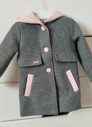 Пальто для дівчинки 92 р