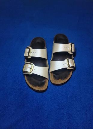 Шкіряні шльопанці birkenstock тапочки birkenstock