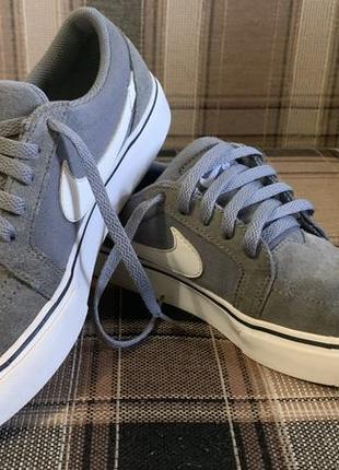 Кеди nike 35.5 (22.5см)