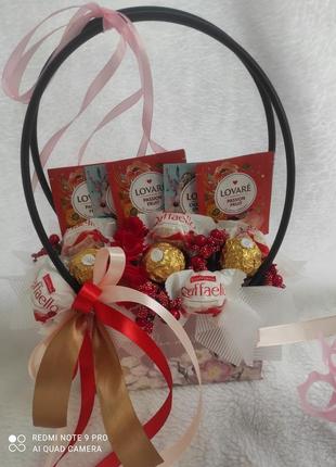 Сладкие букеты, подарки, букет из конфет.