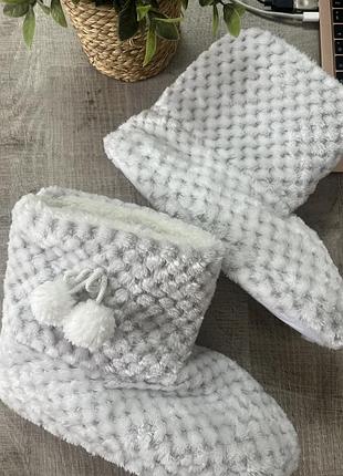 Теплые сапожки для дома