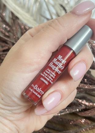 Оригинальный thebalm mmeet matte hughes жидкая матовая помада adoring2 фото