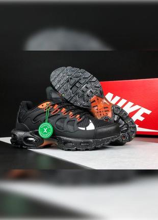 Мужские демисезонные кроссовки nike air max terrascape plus черные с белым оранжевым.2 фото