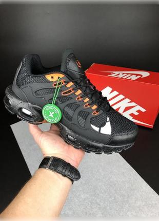 Мужские демисезонные кроссовки nike air max terrascape plus черные с белым оранжевым.1 фото