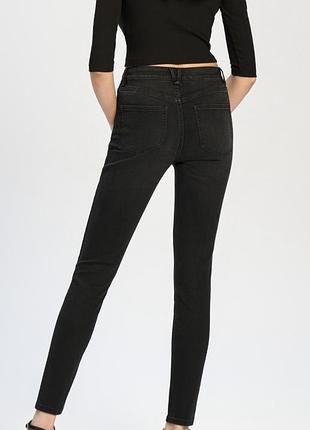 Чудові джинси скіні