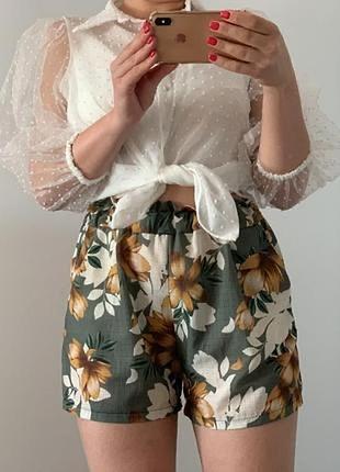 Літні шорти в квітковий принт