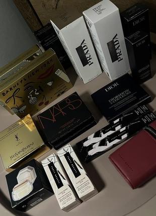 Hourglass ambient lighting edit - unlocked